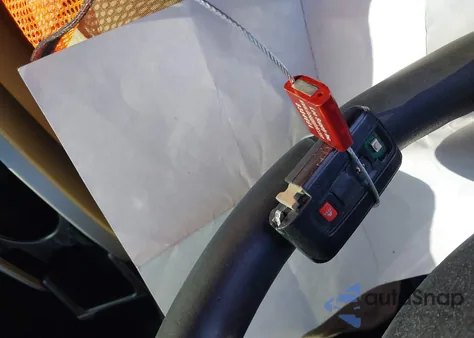 2004 Toyota Prius from USA, damaged, VIN JTDKB20U040012155